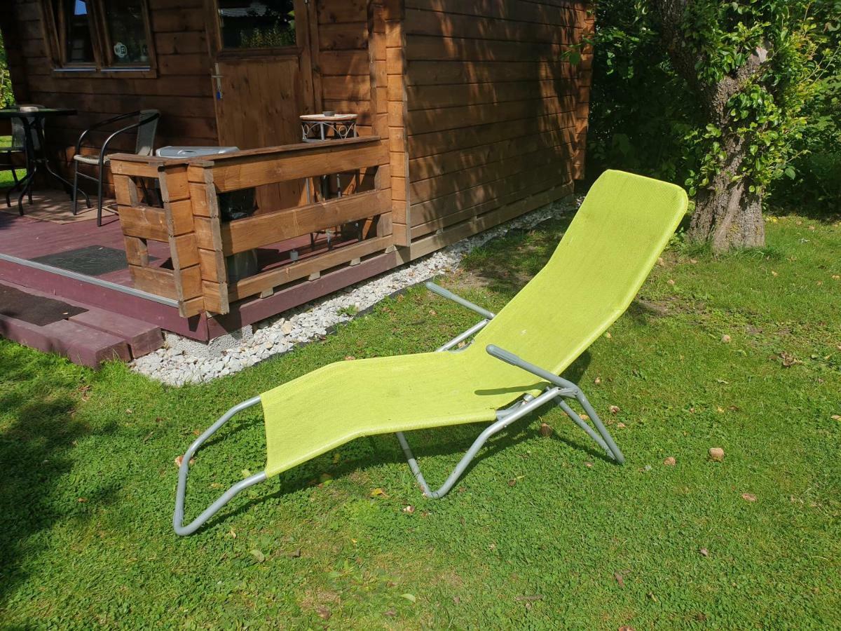Cozy Summer House With Free Parking Near City Center & Beach 쿠레사아레 외부 사진